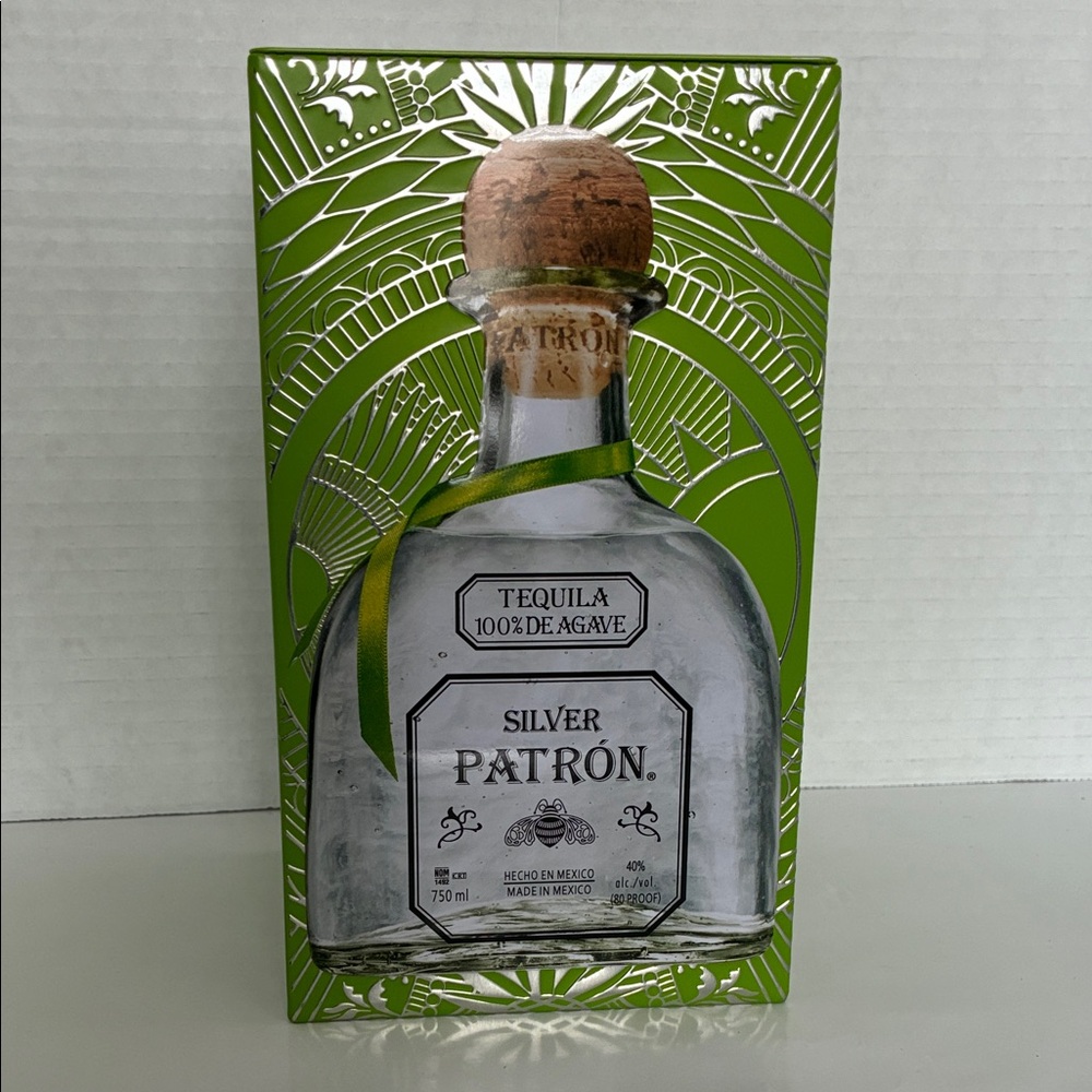 Patrón Silver Tequila Decorative Box - Picture 1 of 7